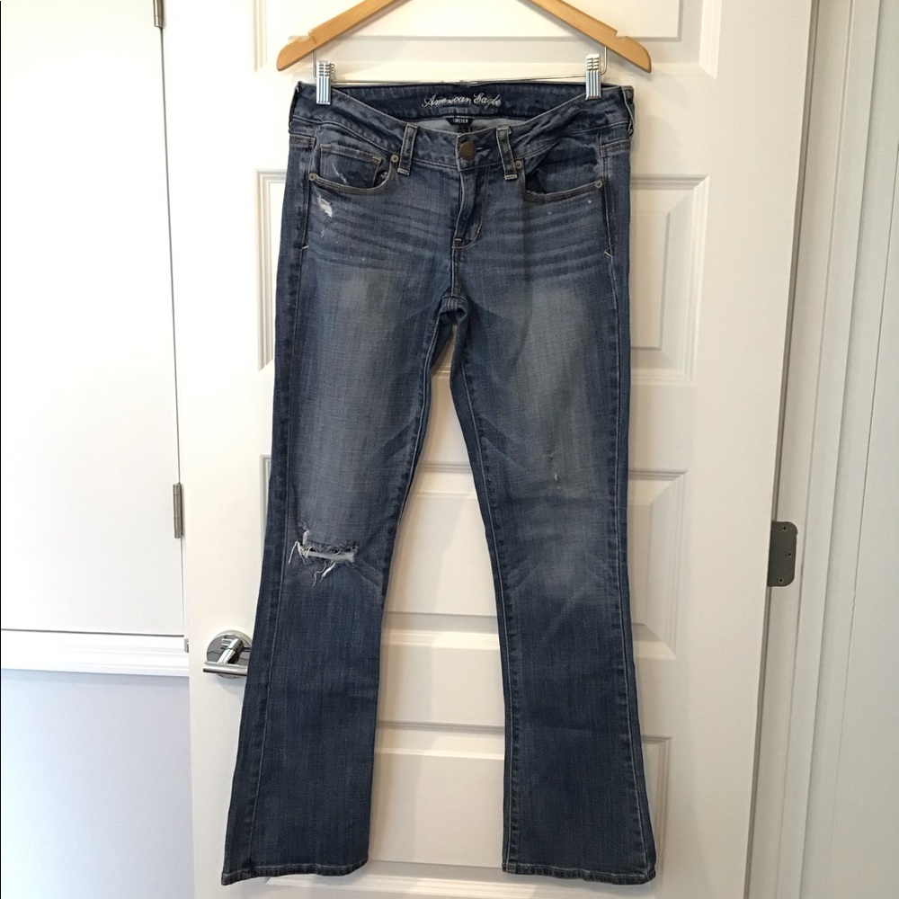American Eagle “Skinny Kick” ripped jeans